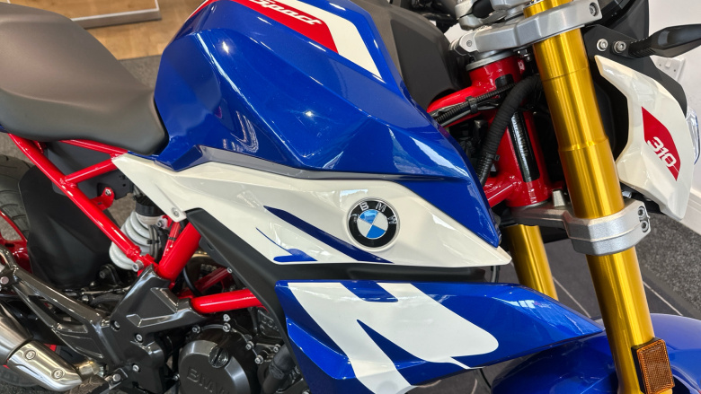 BMW G310 R ABS